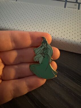 Disney WDI Characters In Sorcerer Hats Series Haunted Mansion Constance 2011